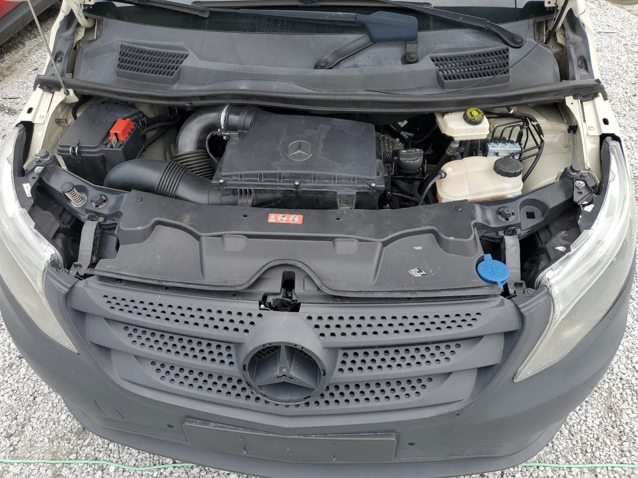 MERCEDES-BENZ METRIS