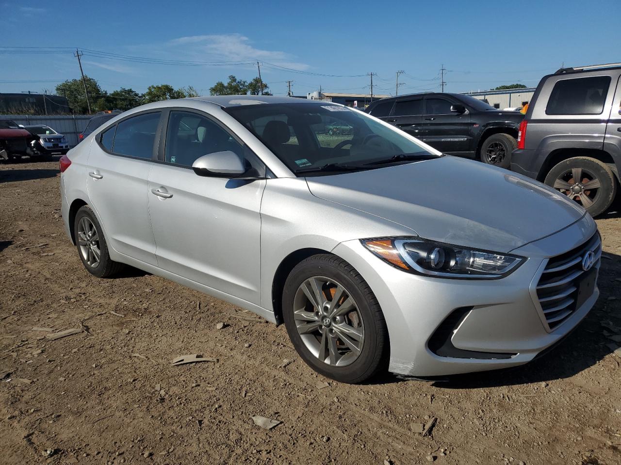 HYUNDAI ELANTRA SE