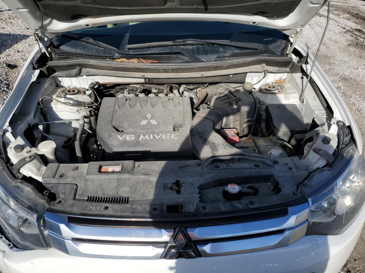 MITSUBISHI OUTLANDER GT