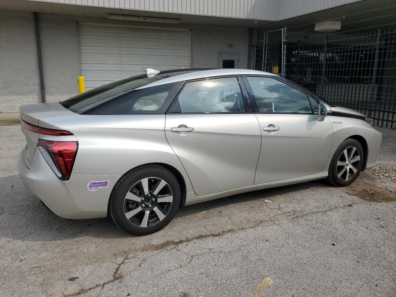 Lot #3258898833 2018 TOYOTA MIRAI