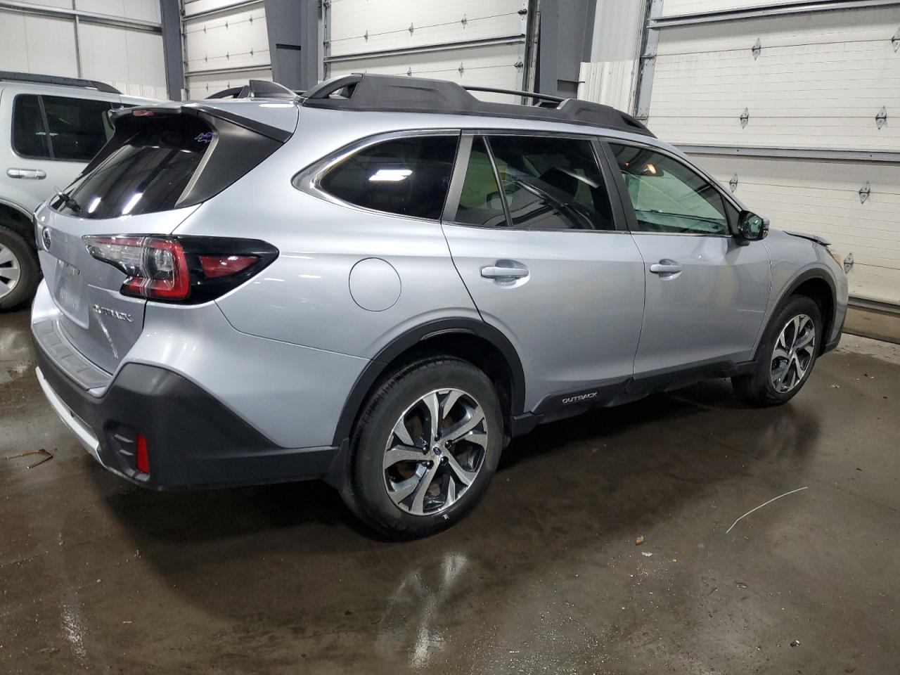 SUBARU OUTBACK LIMITED