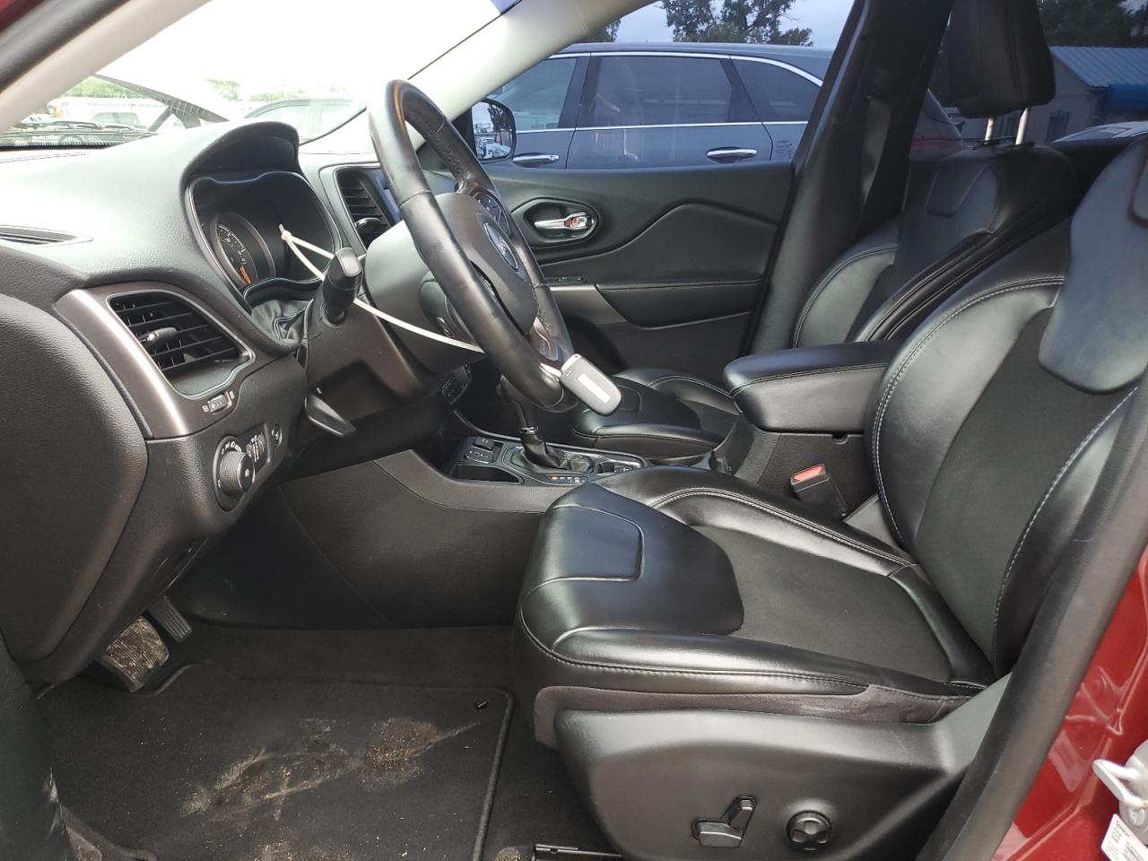 JEEP GRAND CHEROKEE LATITUDE PLUS