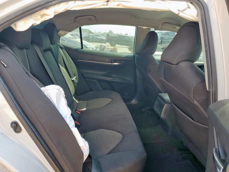 2022 TOYOTA CAMRY LE 4T1C11AK8NU012571