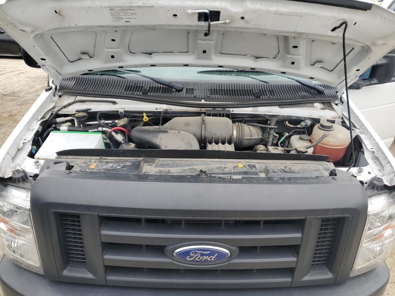 FORD ECONOLINE E350 SUPER DUTY CUTAWAY VAN