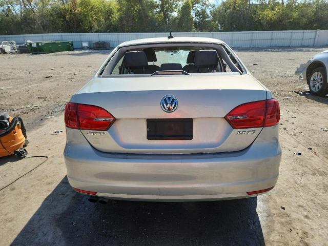 2011 VOLKSWAGEN JETTA SE - 3VWDX7AJ2BM006571