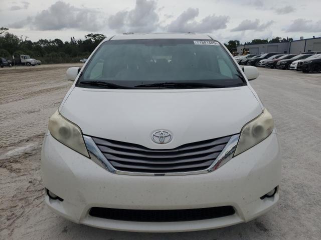 2016 TOYOTA SIENNA XLE 5TDYK3DC8GS720138