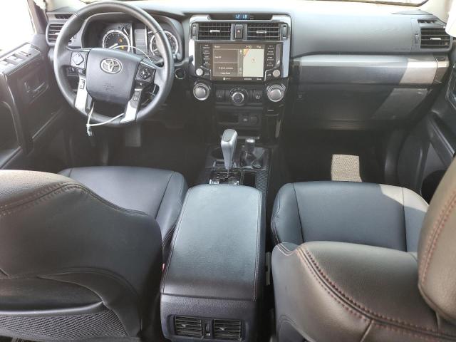 2020 TOYOTA 4RUNNER SR JTEBU5JR7L5827097