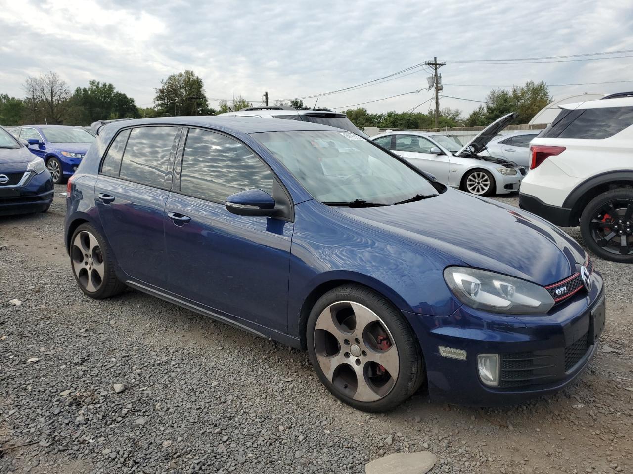 VOLKSWAGEN GOLF GTI