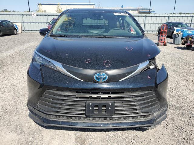 2025 TOYOTA SIENNA LE/ - 5TDGRKEC7SS246272