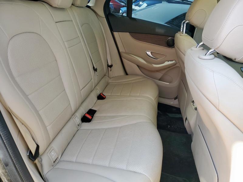 2022 MERCEDES-BENZ GLC 300 - W1N0G8DB5NG050129