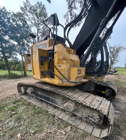 2022 JOHN DEERE 245 #3315558779