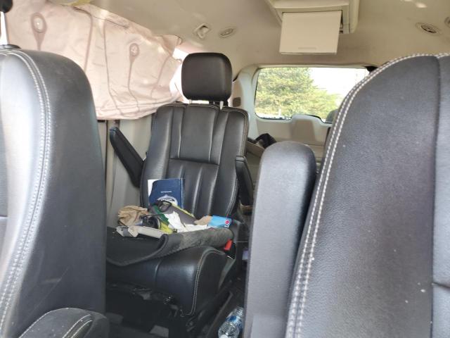 2014 CHRYSLER TOWN & COU - 2C4RC1BG8ER441239