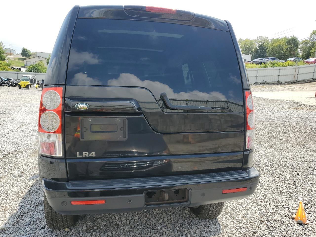 LAND ROVER LR4