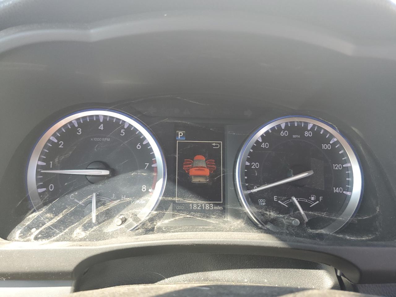 TOYOTA HIGHLANDER SE