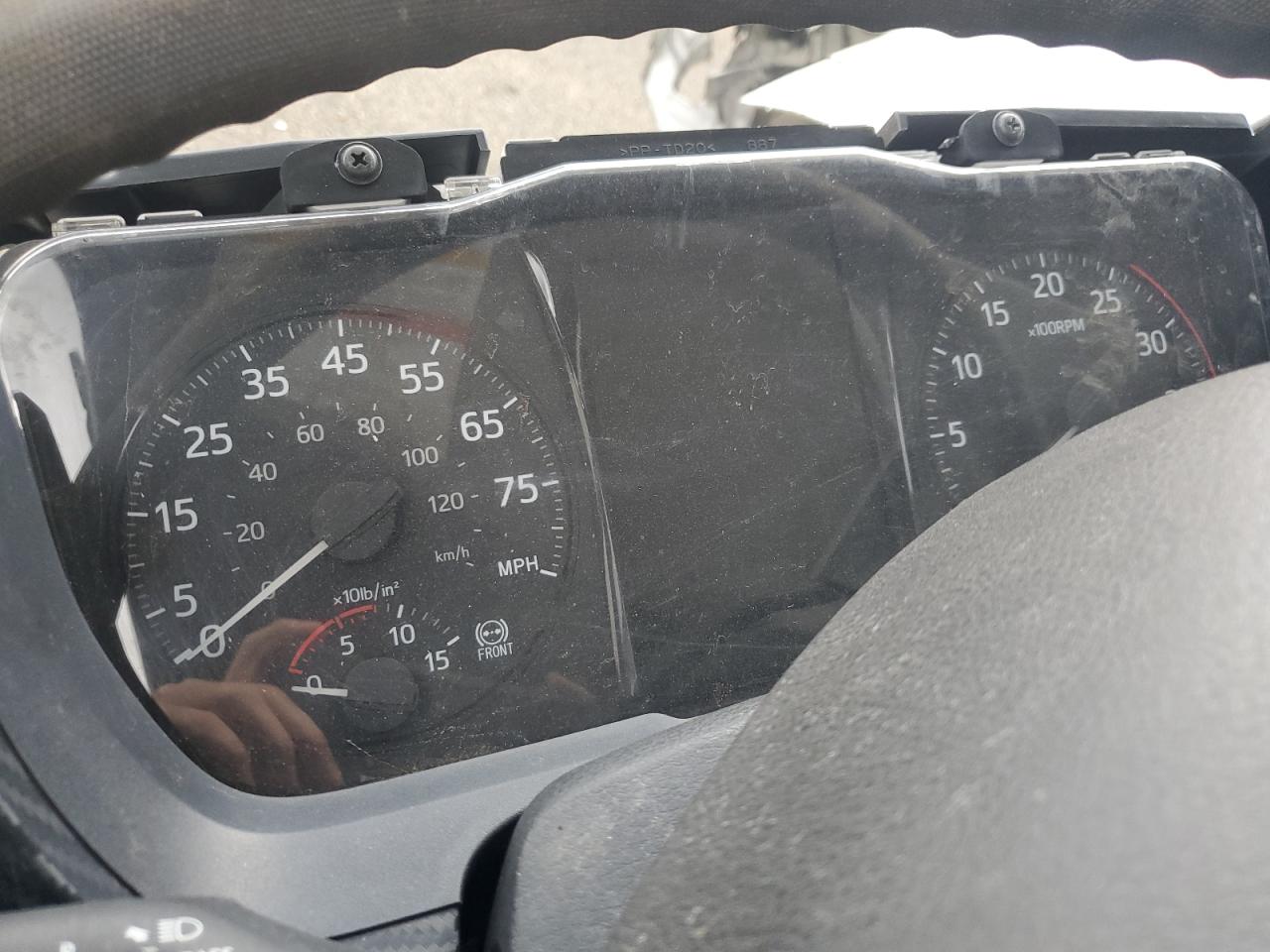 Lot #3235029979 2023 HINO HINO L6