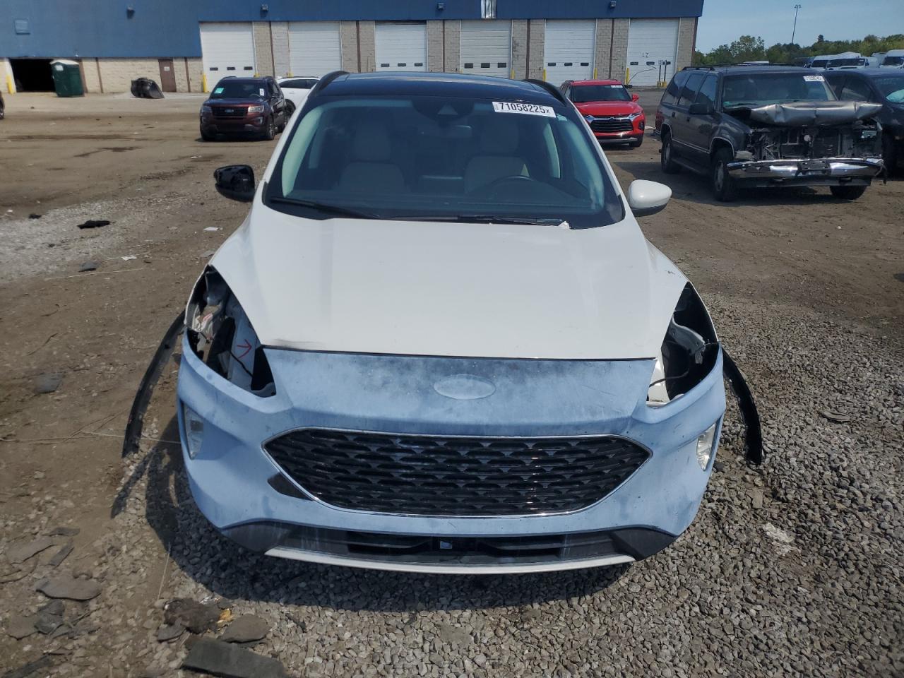 FORD ESCAPE TITANIUM