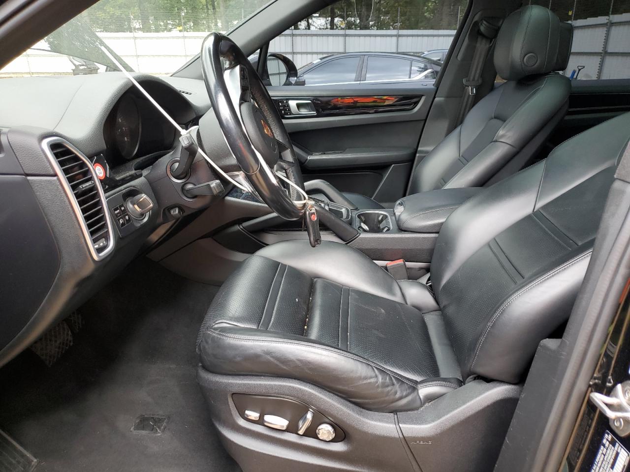 Lot #3317695073 2019 PORSCHE CAYENNE