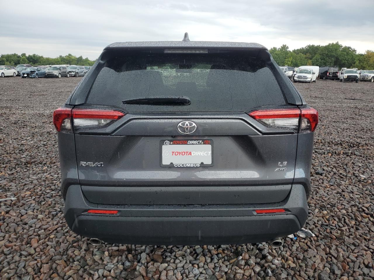 TOYOTA RAV4 LE