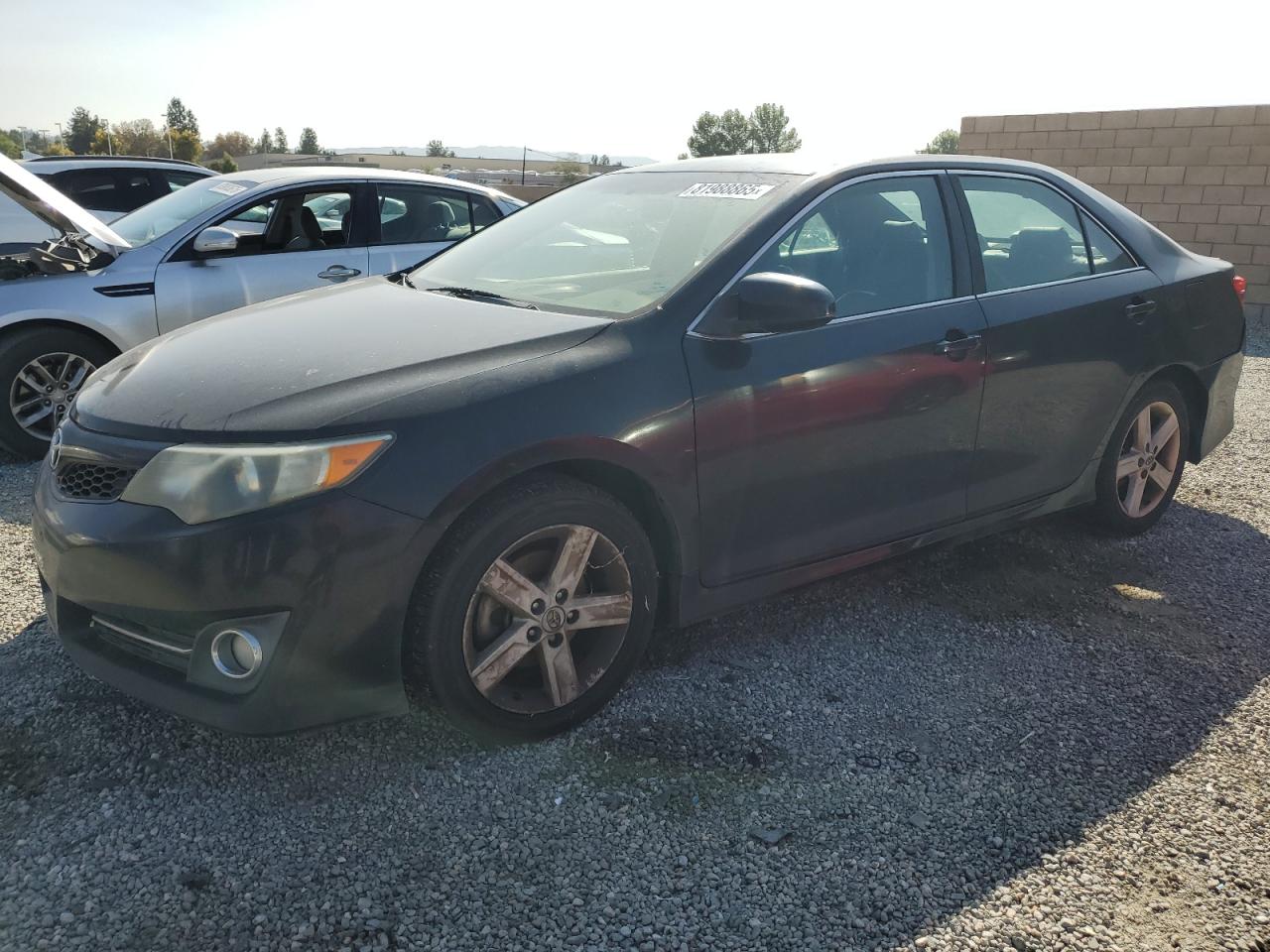 TOYOTA CAMRY BASE