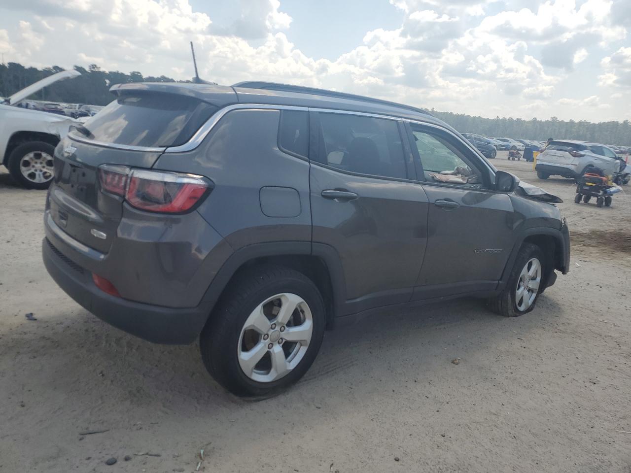 JEEP COMPASS LATITUDE
