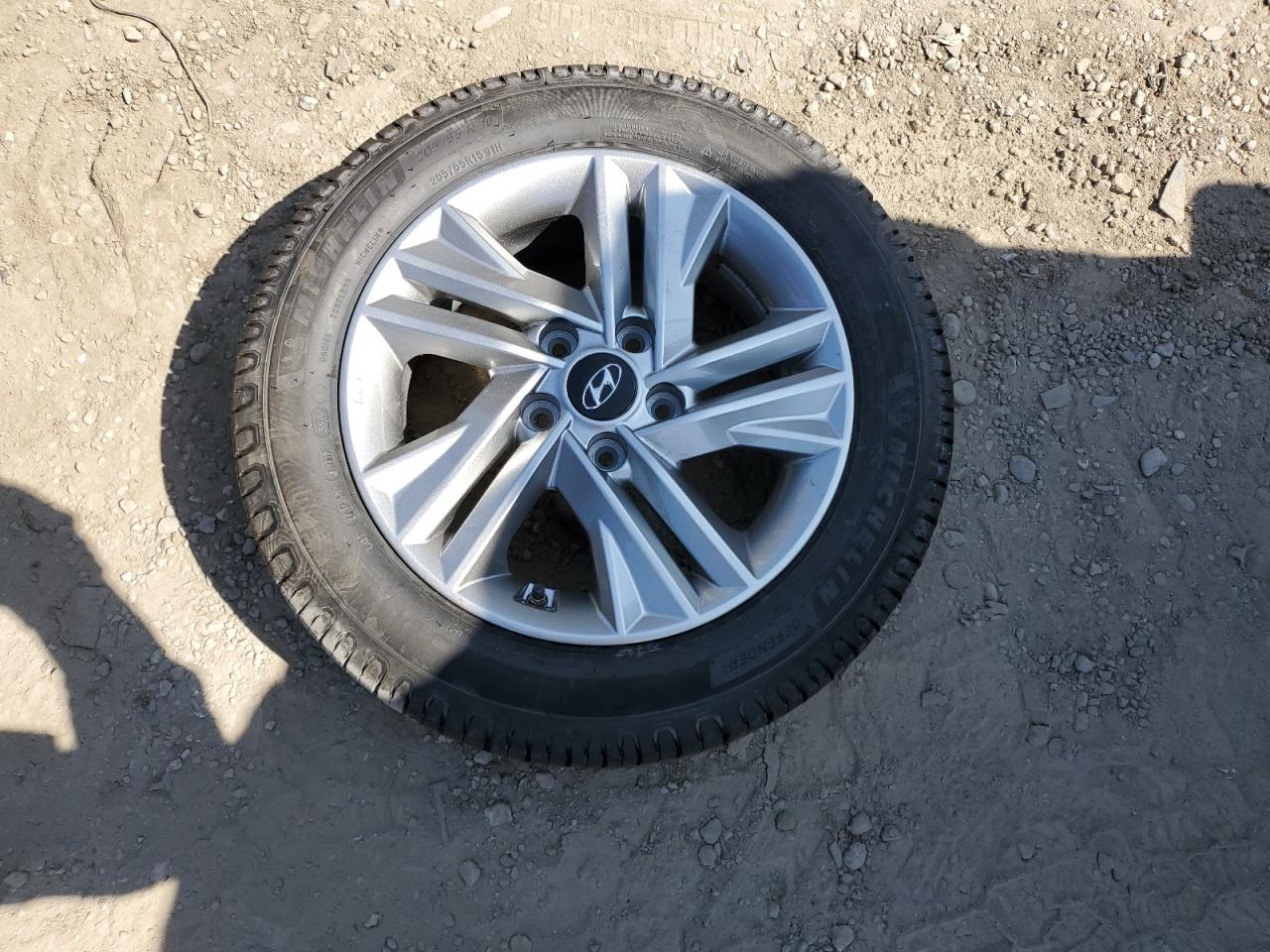 Lot #3257242775 2020 HYUNDAI ELANTRA SE