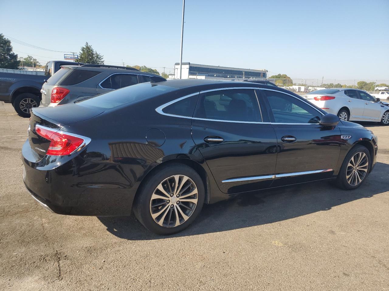 BUICK LACROSSE ESSENCE