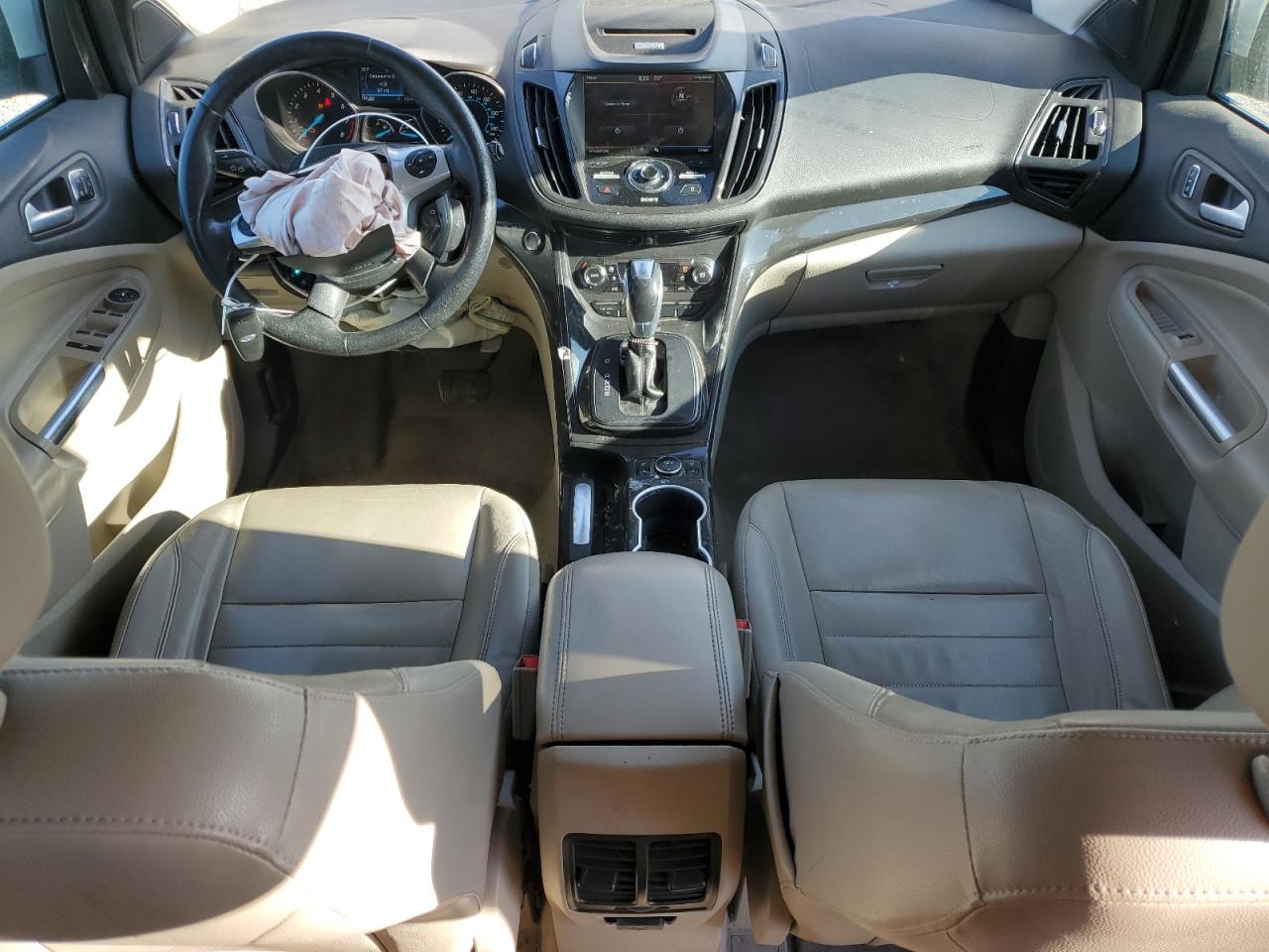 FORD ESCAPE TITANIUM