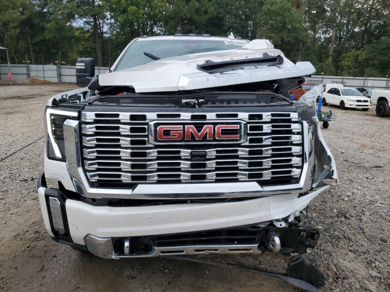 GMC SIERRA K2500 DENALI