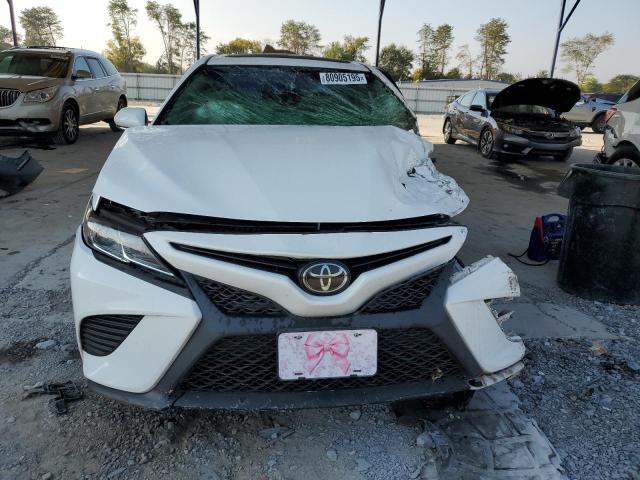 2018 TOYOTA CAMRY L 4T1B11HK7JU017000