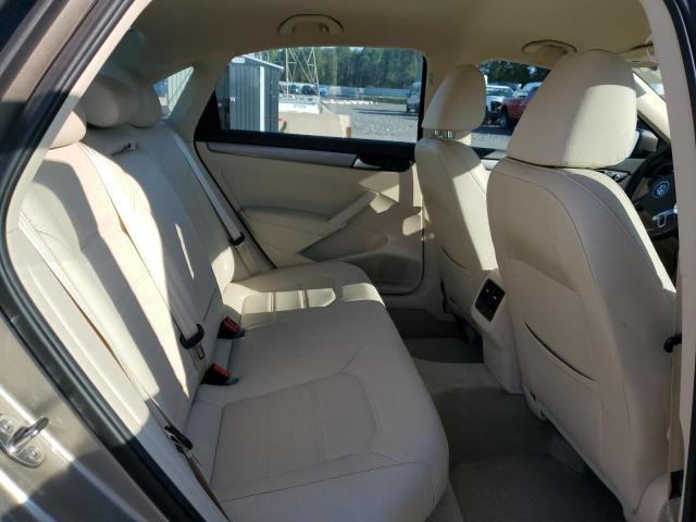 2015 VOLKSWAGEN PASSAT SE 1VWBT7A30FC027897