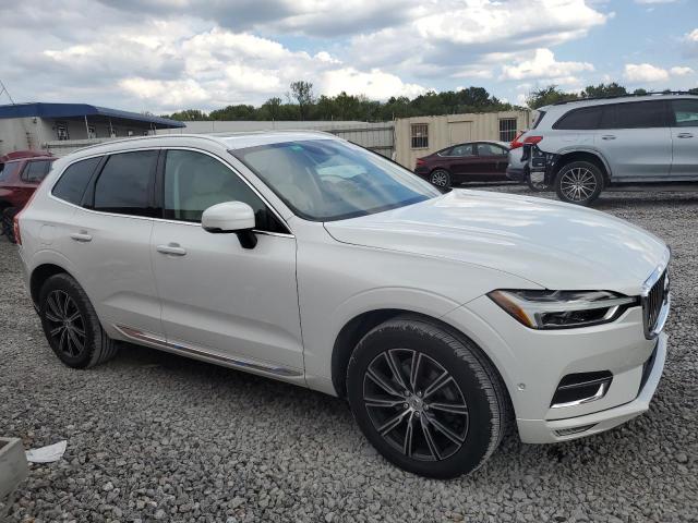 2018 VOLVO XC60 T5 IN YV4102RL5J1029984