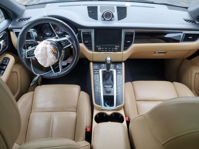 2017 PORSCHE MACAN WP1AA2A58HLB06972
