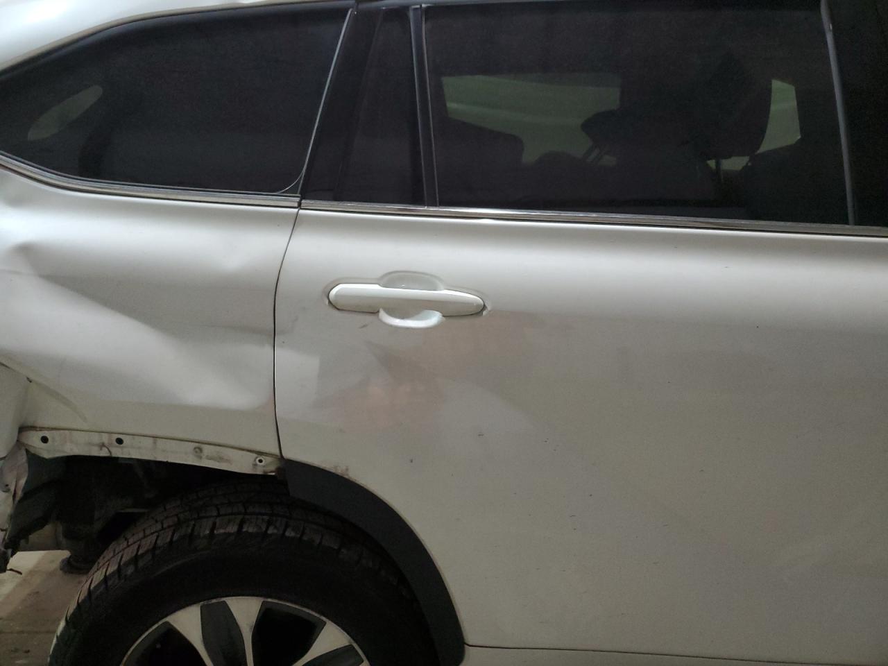 TOYOTA HIGHLANDER XLE