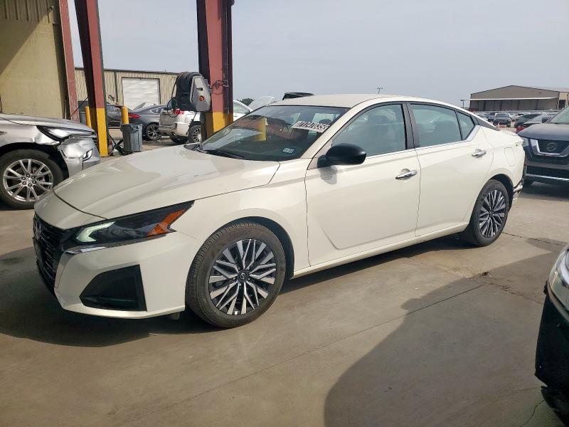 NISSAN ALTIMA SV