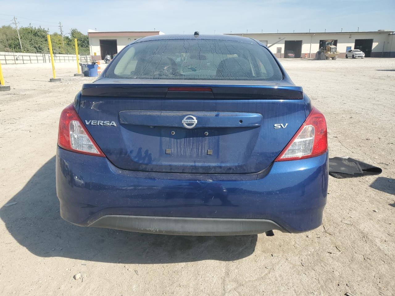NISSAN VERSA S