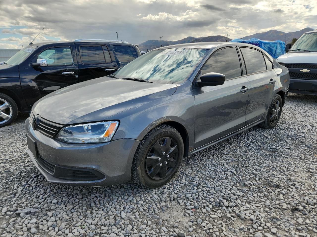 VOLKSWAGEN JETTA BASE