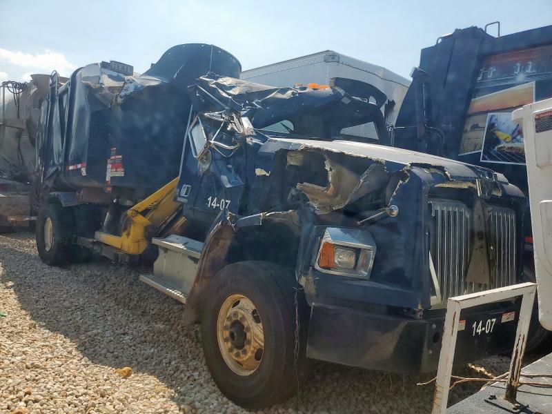 WESTERN STAR/AUTO CAR NEW 4700 C