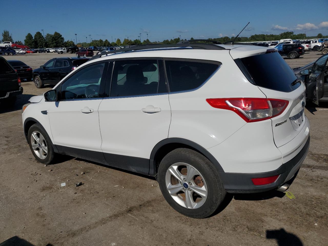 FORD ESCAPE SE
