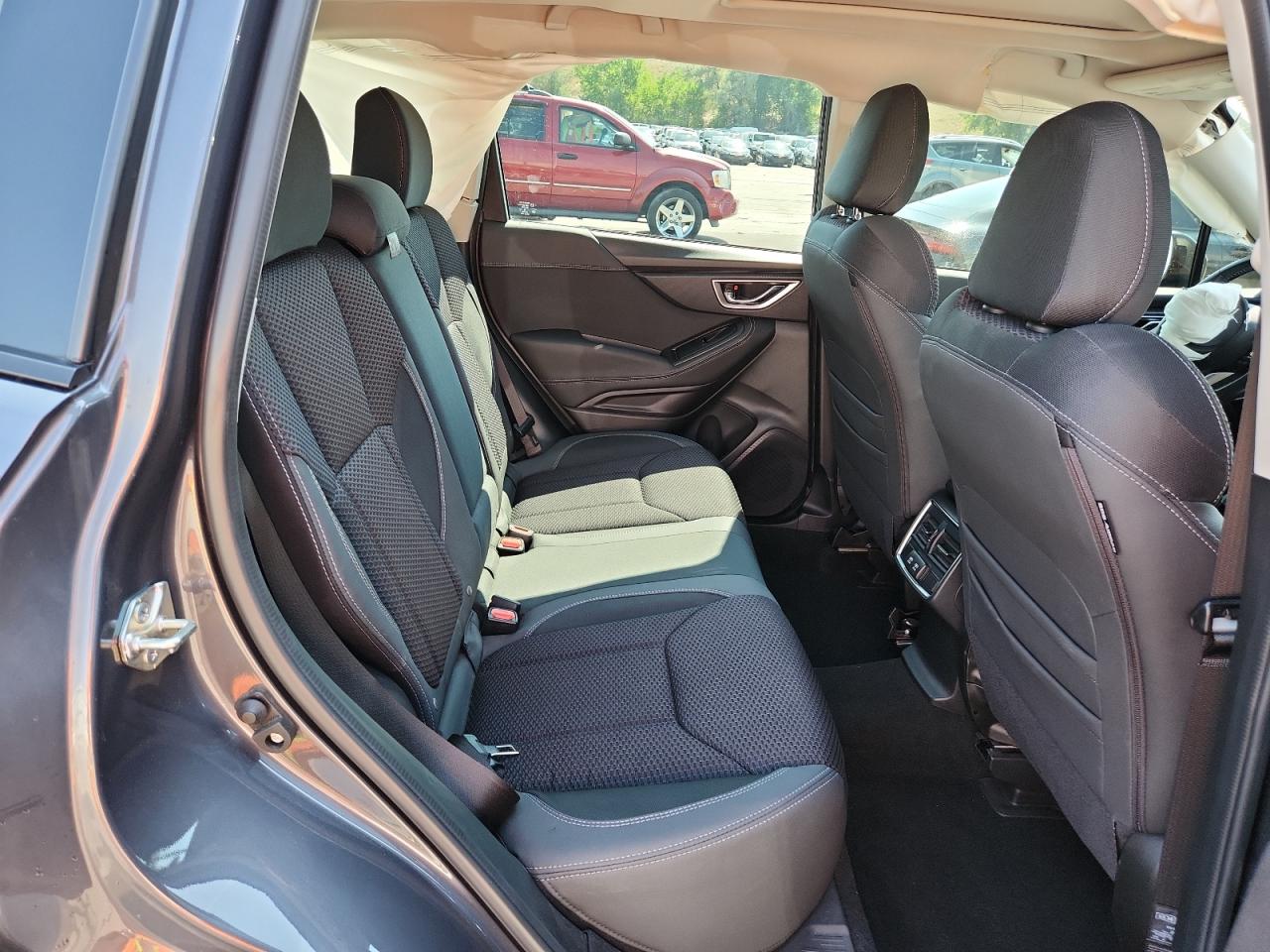 SUBARU FORESTER PREMIUM