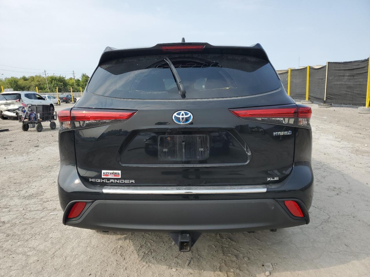 TOYOTA HIGHLANDER HYBRID XLE