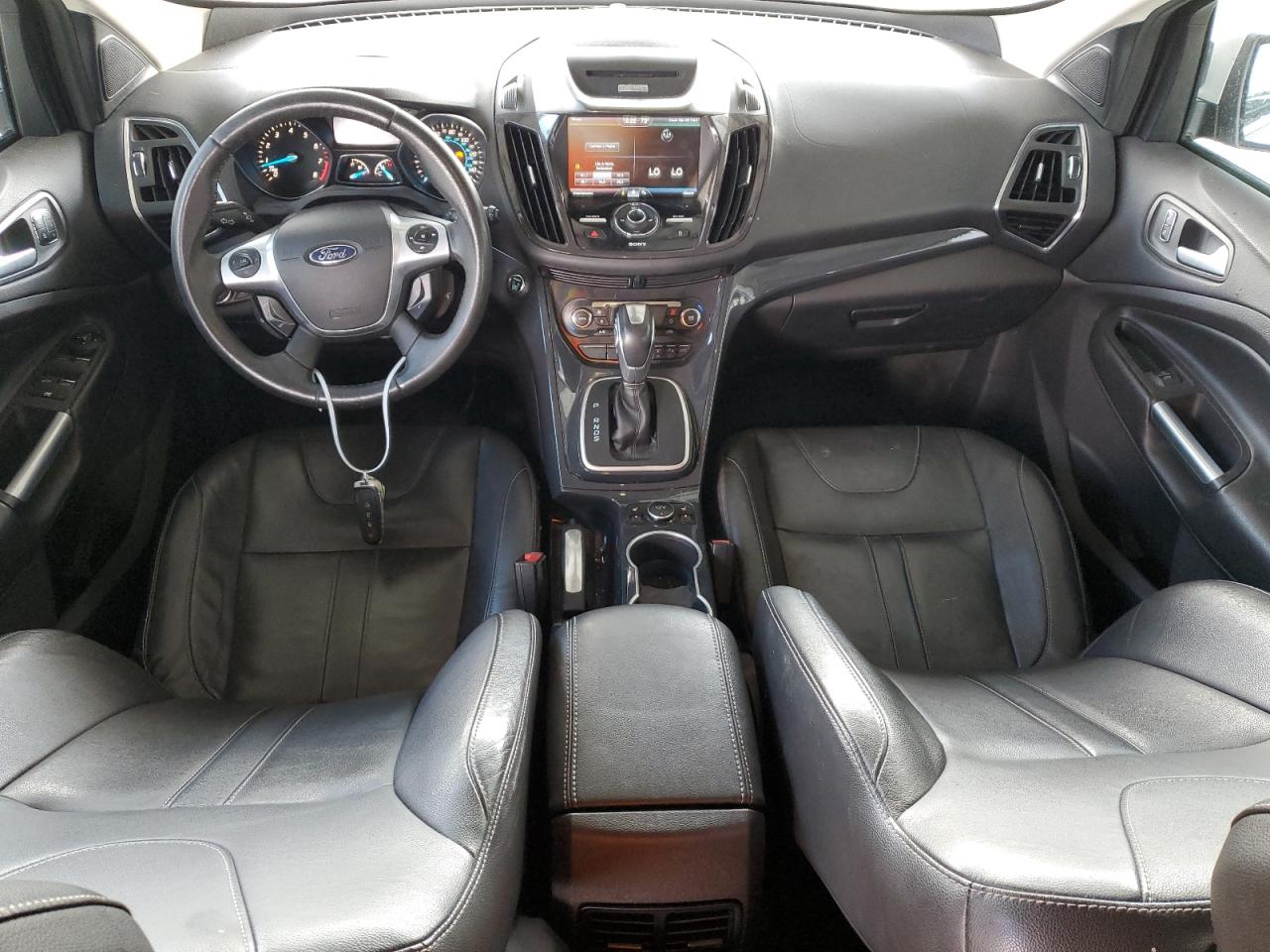 FORD ESCAPE TITANIUM