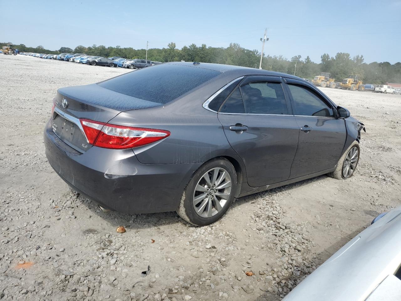 TOYOTA CAMRY XSE