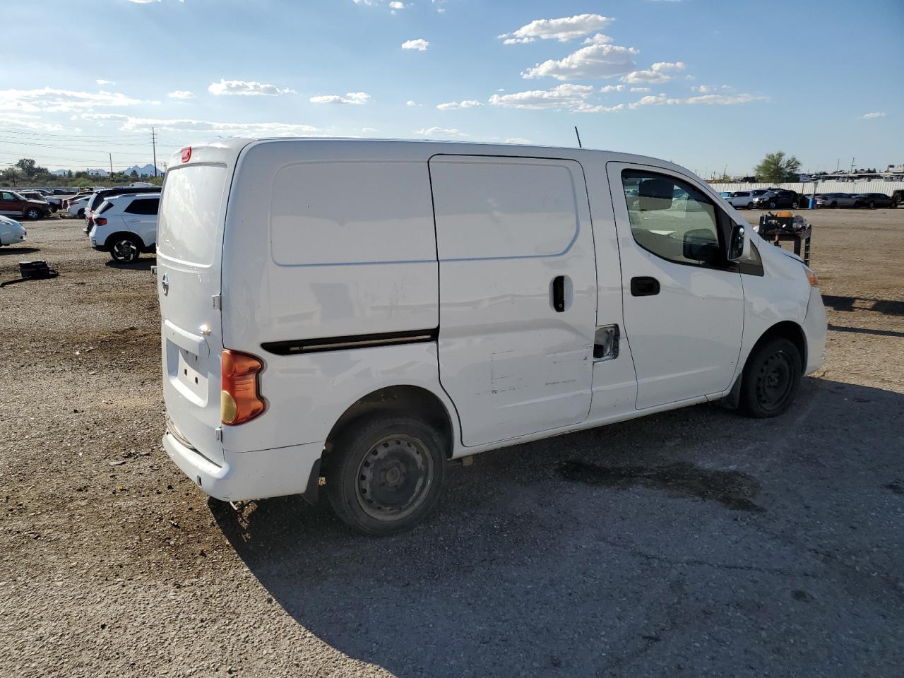 NISSAN NV200 2.5S