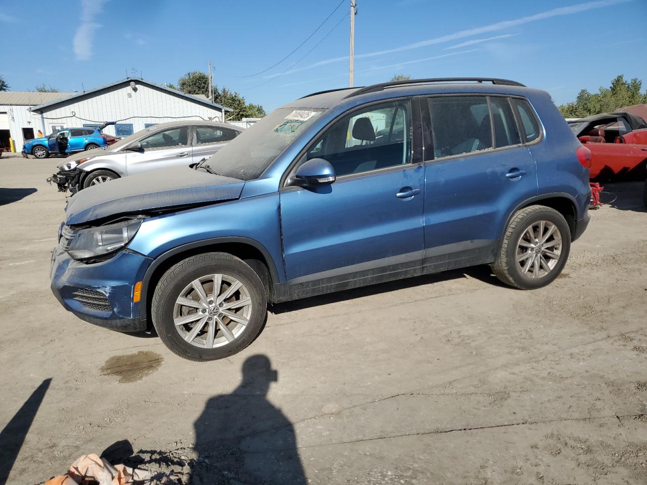 VOLKSWAGEN TIGUAN