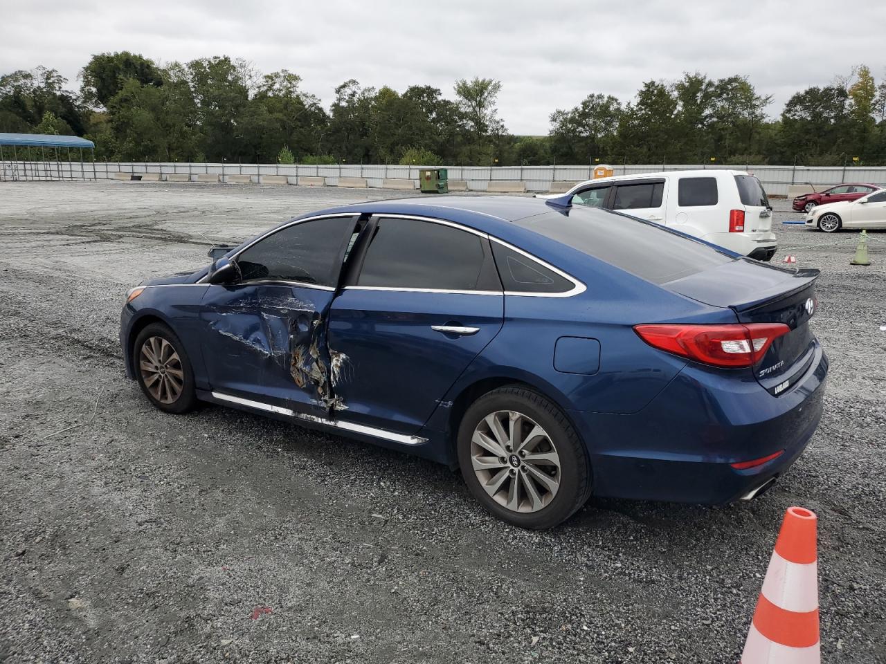 HYUNDAI SONATA SPORT