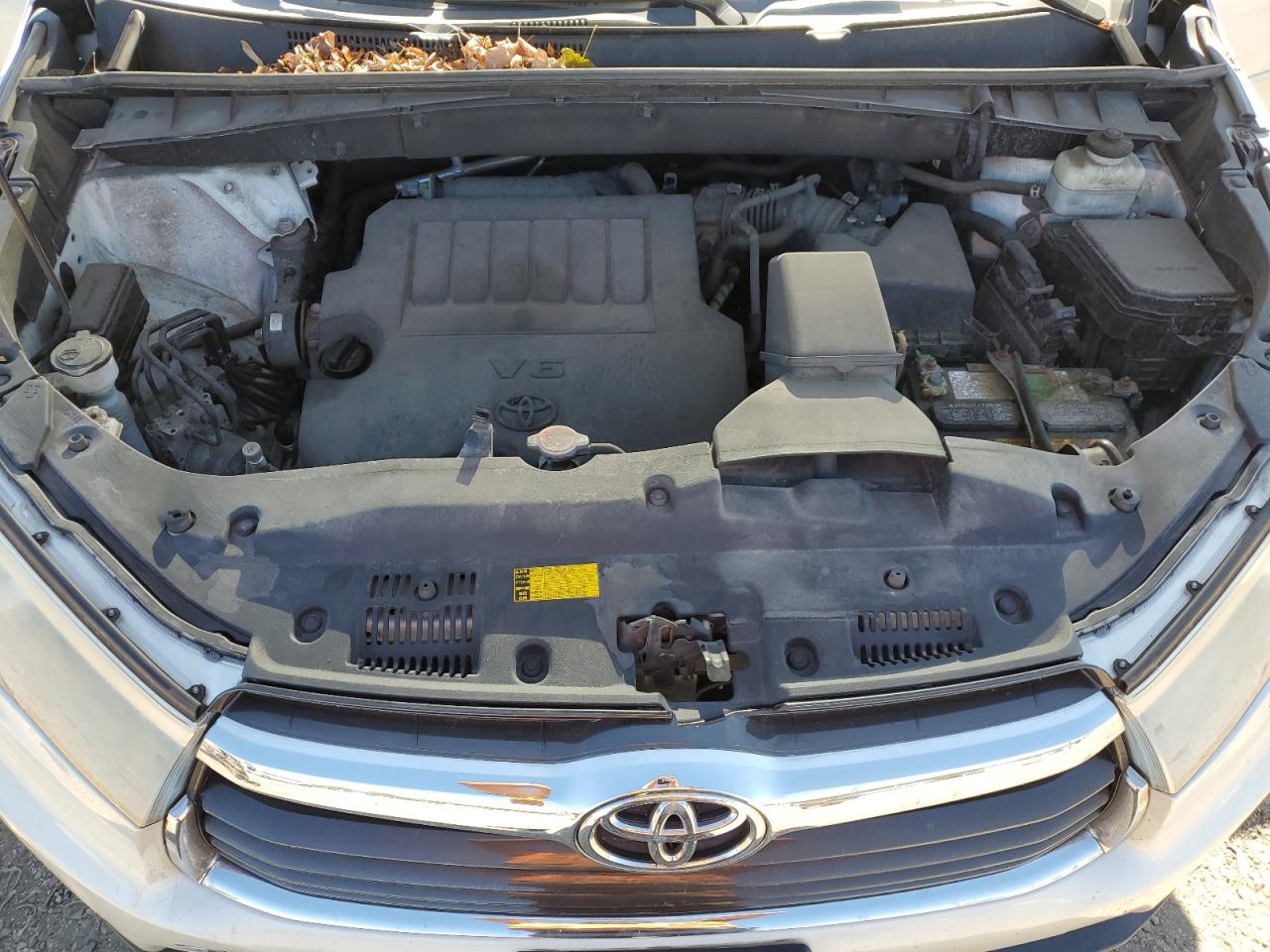 TOYOTA HIGHLANDER LIMITED