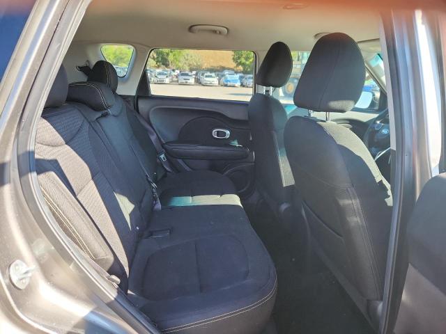 2016 KIA SOUL + - KNDJP3A58G7392397