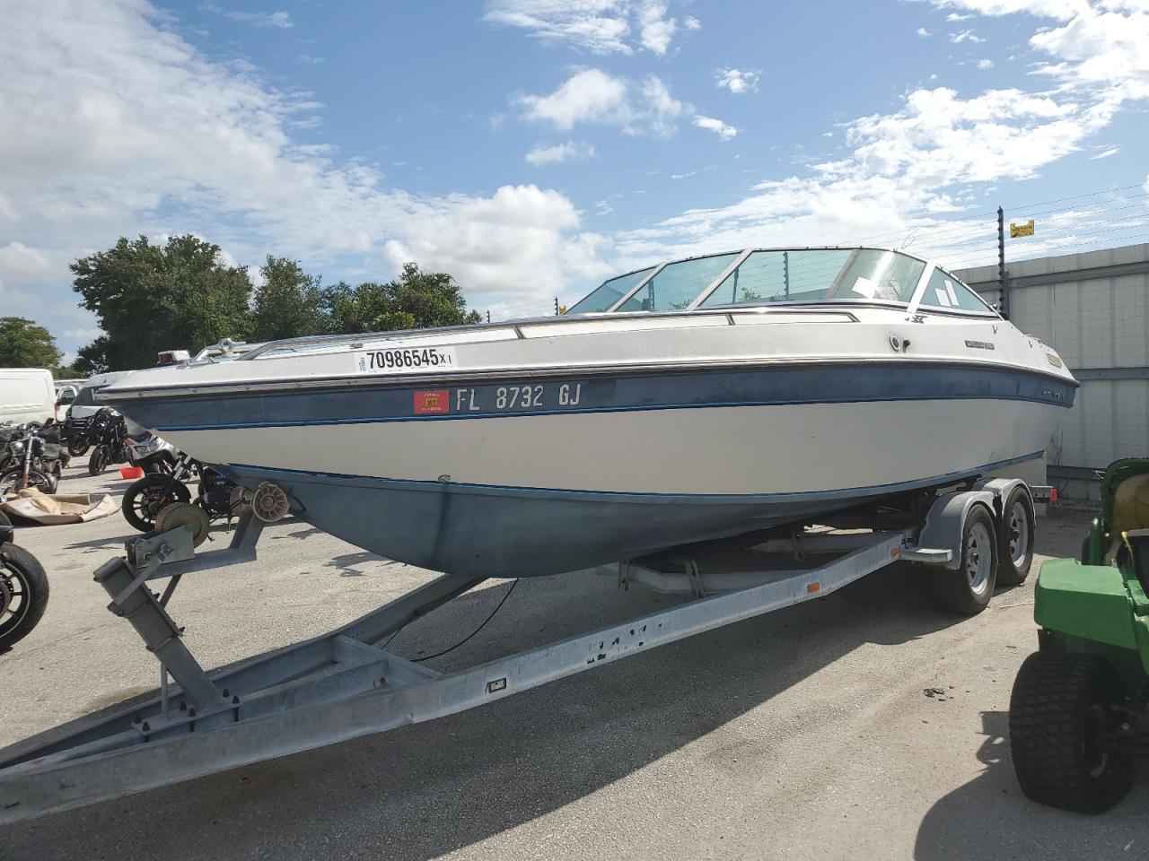 Lot #3253670991 1989 CHRIS CRAFT BOAT