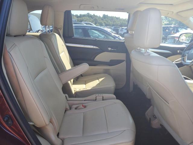 2019 TOYOTA HIGHLANDER SE 5TDJZRFH1KS949620