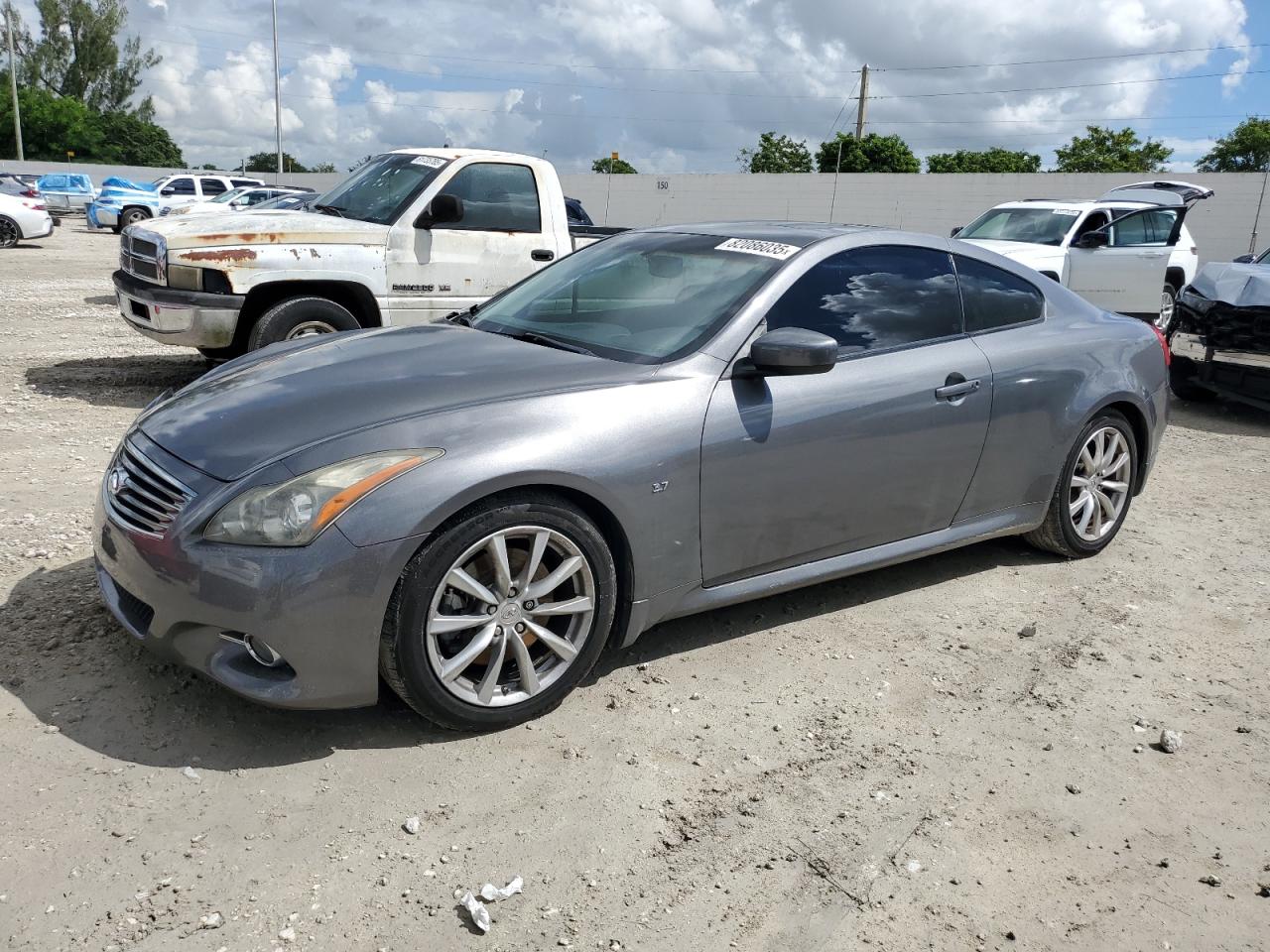 INFINITI Q60 JOURNEY